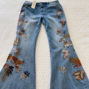 Driftwood Farrah Embroidered Flare Jeans Size 31